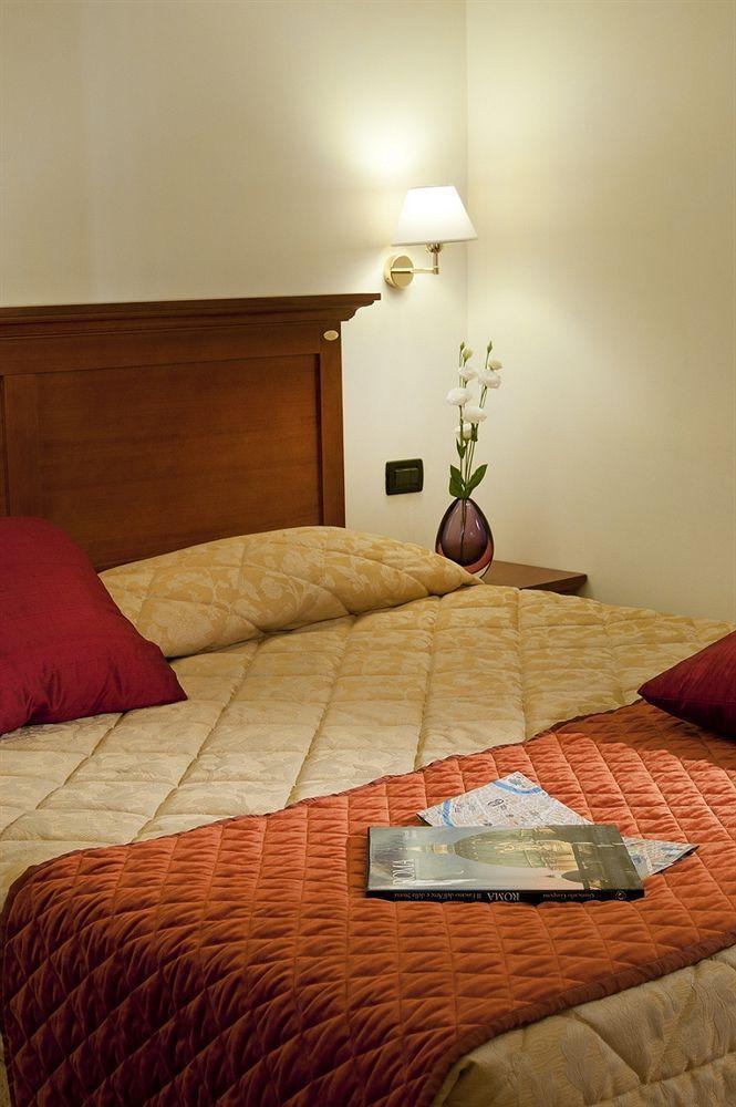 Residenza Pensión 2*